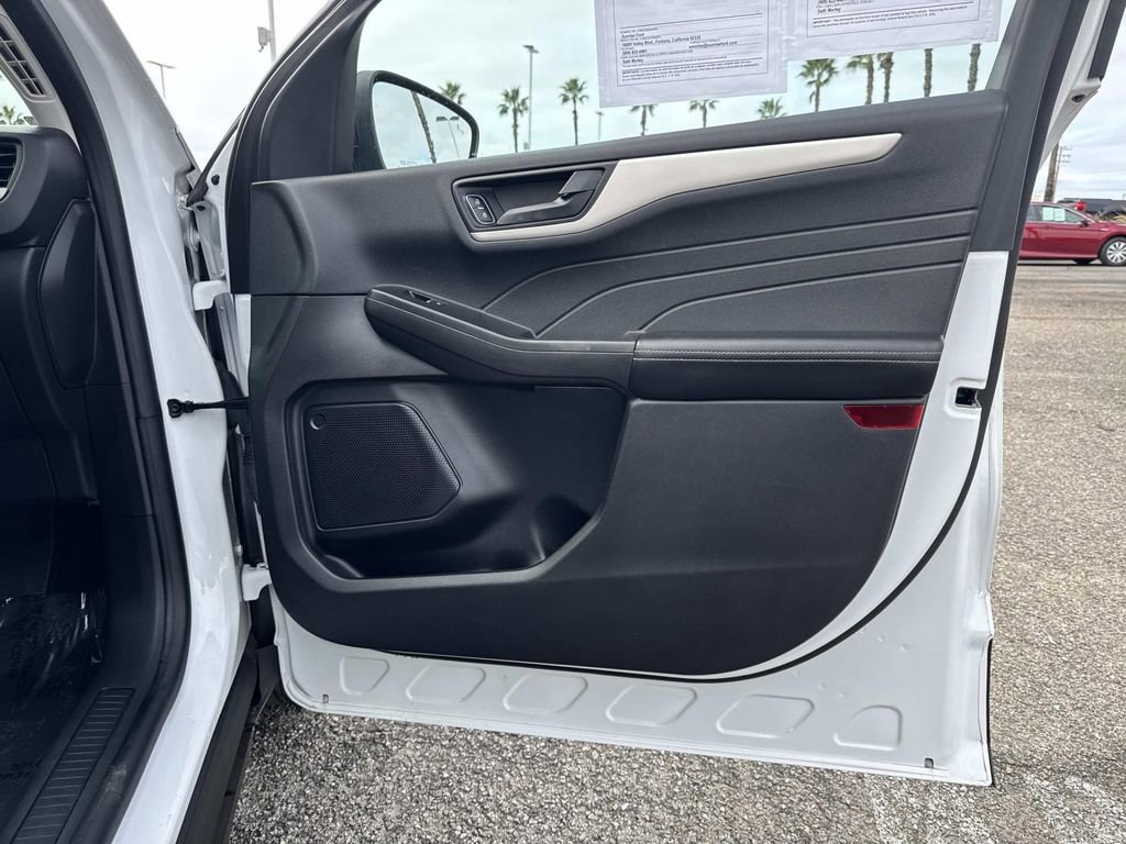 Certified 2022 Ford Escape SE w/ Convenience Package image 27