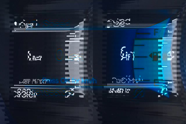 Certified 2019 Ford Edge Titanium w/ Equipment Group 301A image 33