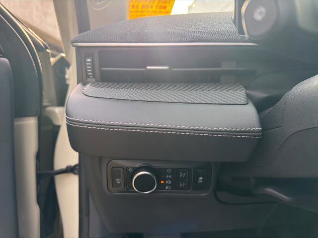 Certified 2025 Ford Mustang Mach-E Premium image 23