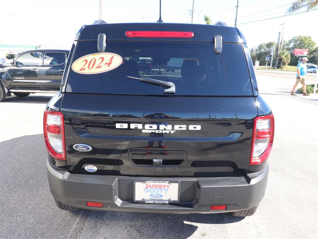 Certified 2024 Ford Bronco Sport Outer Banks w/ Tech Package image 4