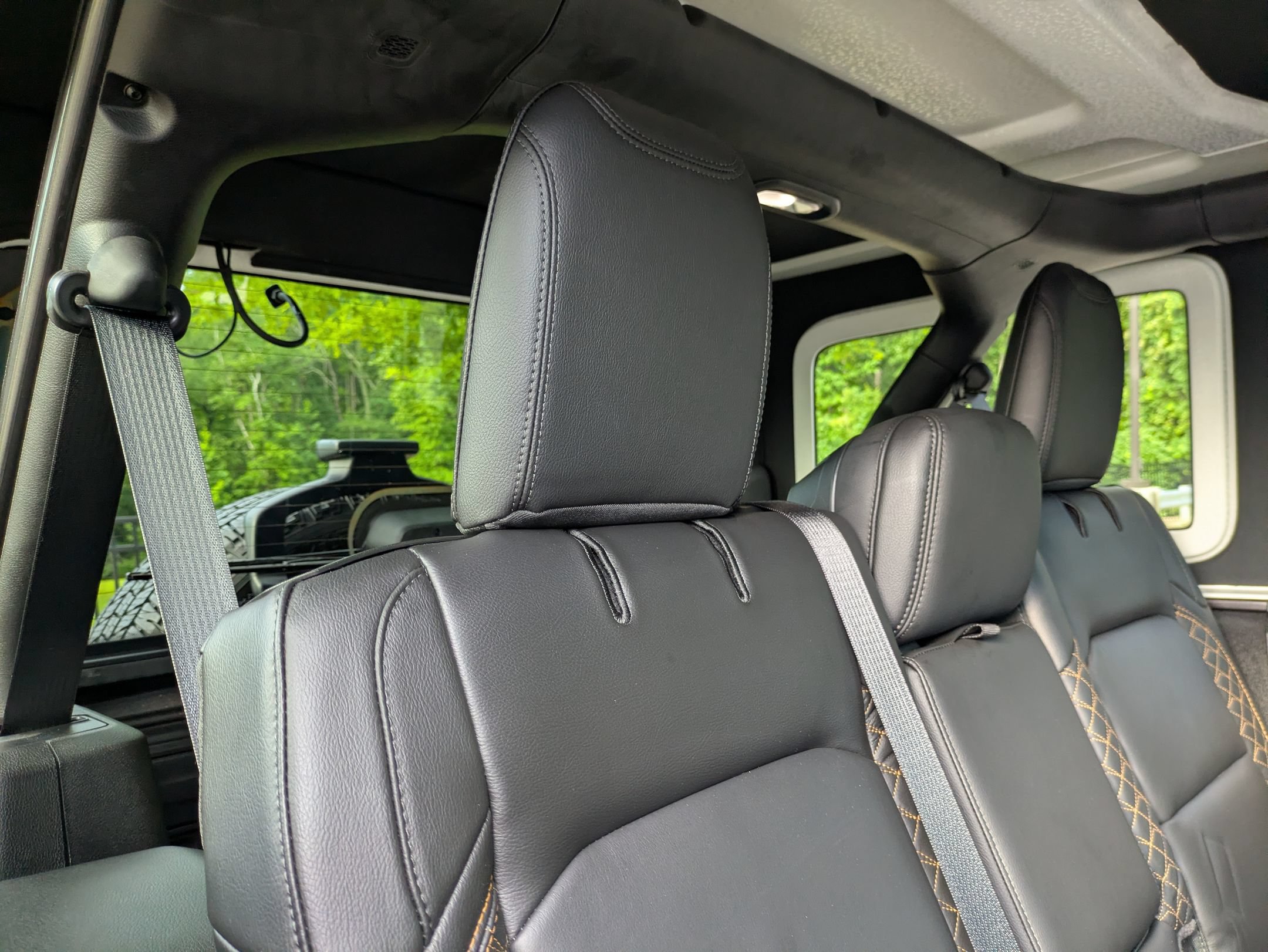 Used 2021 Jeep Wrangler Unlimited Sahara AWD/4WD image 34