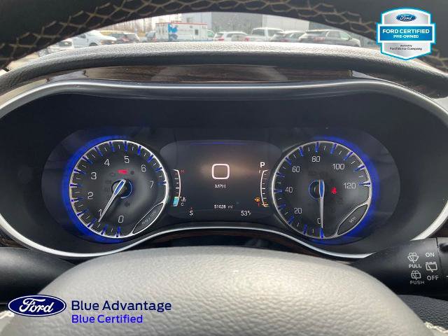 Used 2024 Chrysler Pacifica Limited image 10