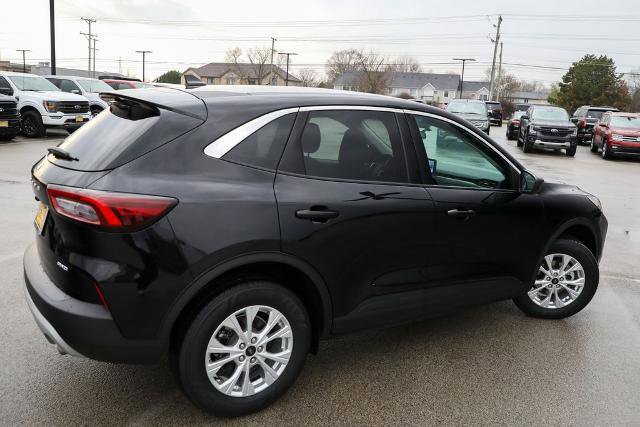 Certified 2023 Ford Escape Active image 3