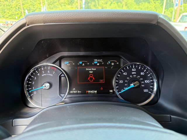 Certified 2018 Ford Expedition XLT w/ Equipment Group 202A RWD image 28