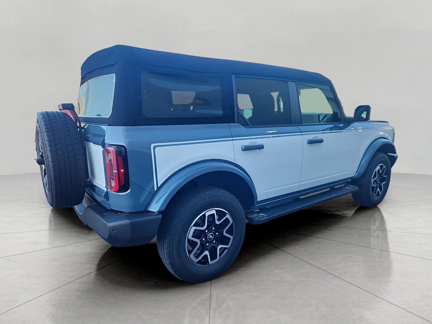 Certified 2024 Ford Bronco Outer Banks AWD/4WD image 8