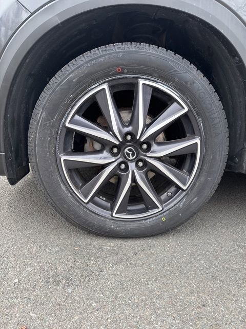 Used 2018 MAZDA CX-5 Touring w/ Preferred Equipment Package image 12