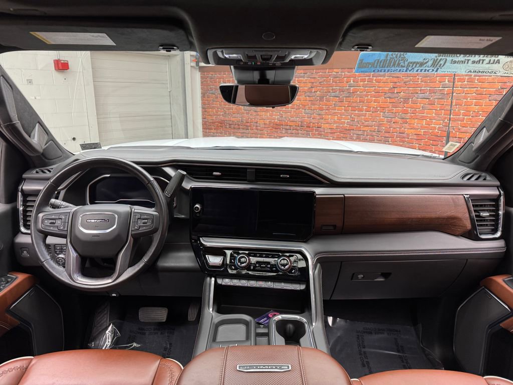 Used 2024 GMC Sierra 2500 Denali Ultimate AWD/4WD image 14