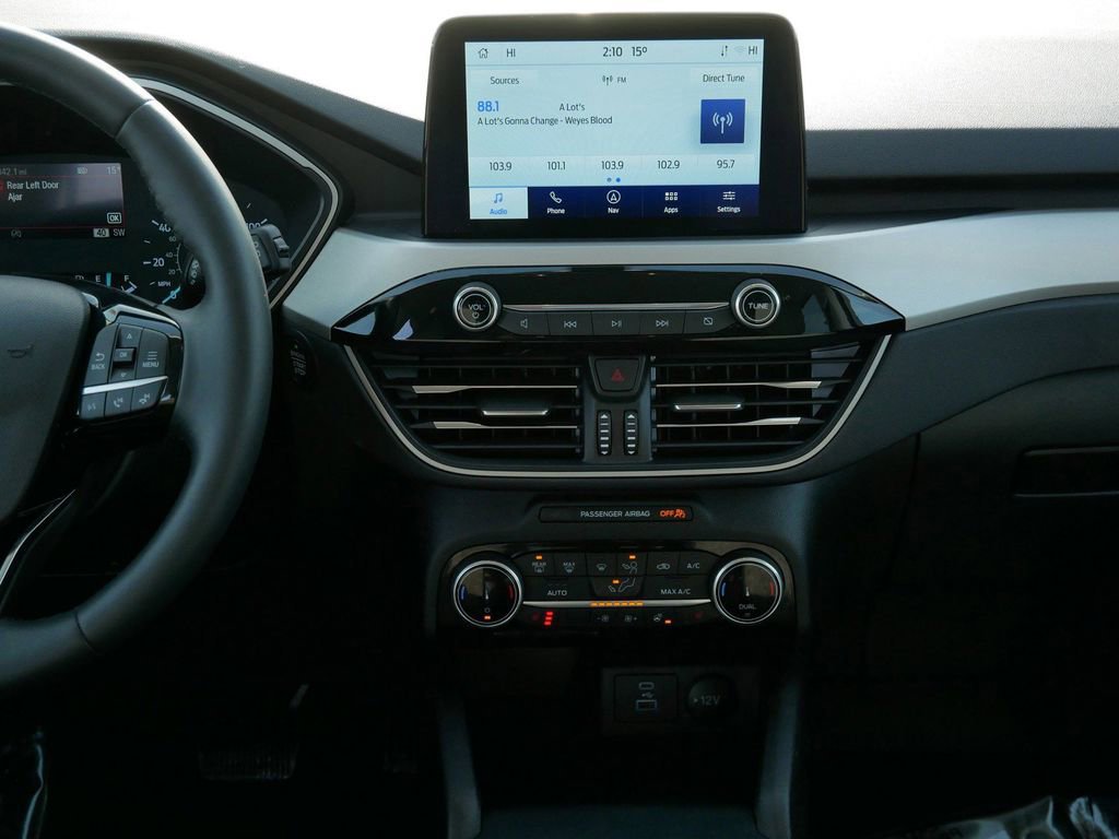 Certified 2022 Ford Escape SE w/ Convenience Package image 16