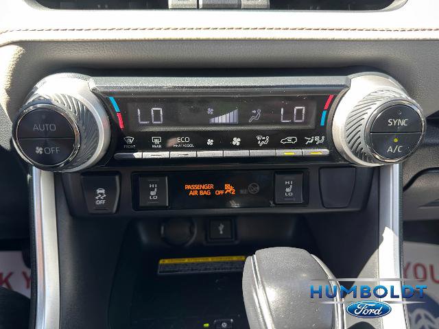 Used 2021 Toyota RAV4 XLE Premium AWD/4WD image 23