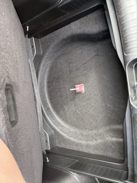 Used 2021 Jeep Cherokee Latitude Plus image 11