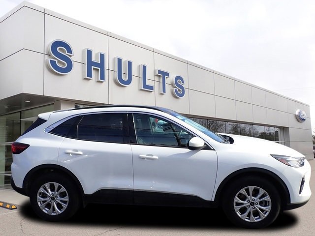 Certified 2023 Ford Escape Active w/ Tech Pack #2 image 2