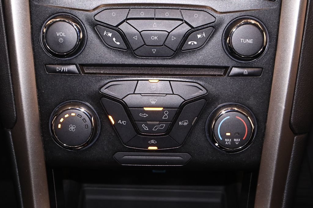 Certified 2018 Ford Fusion SE FWD image 29