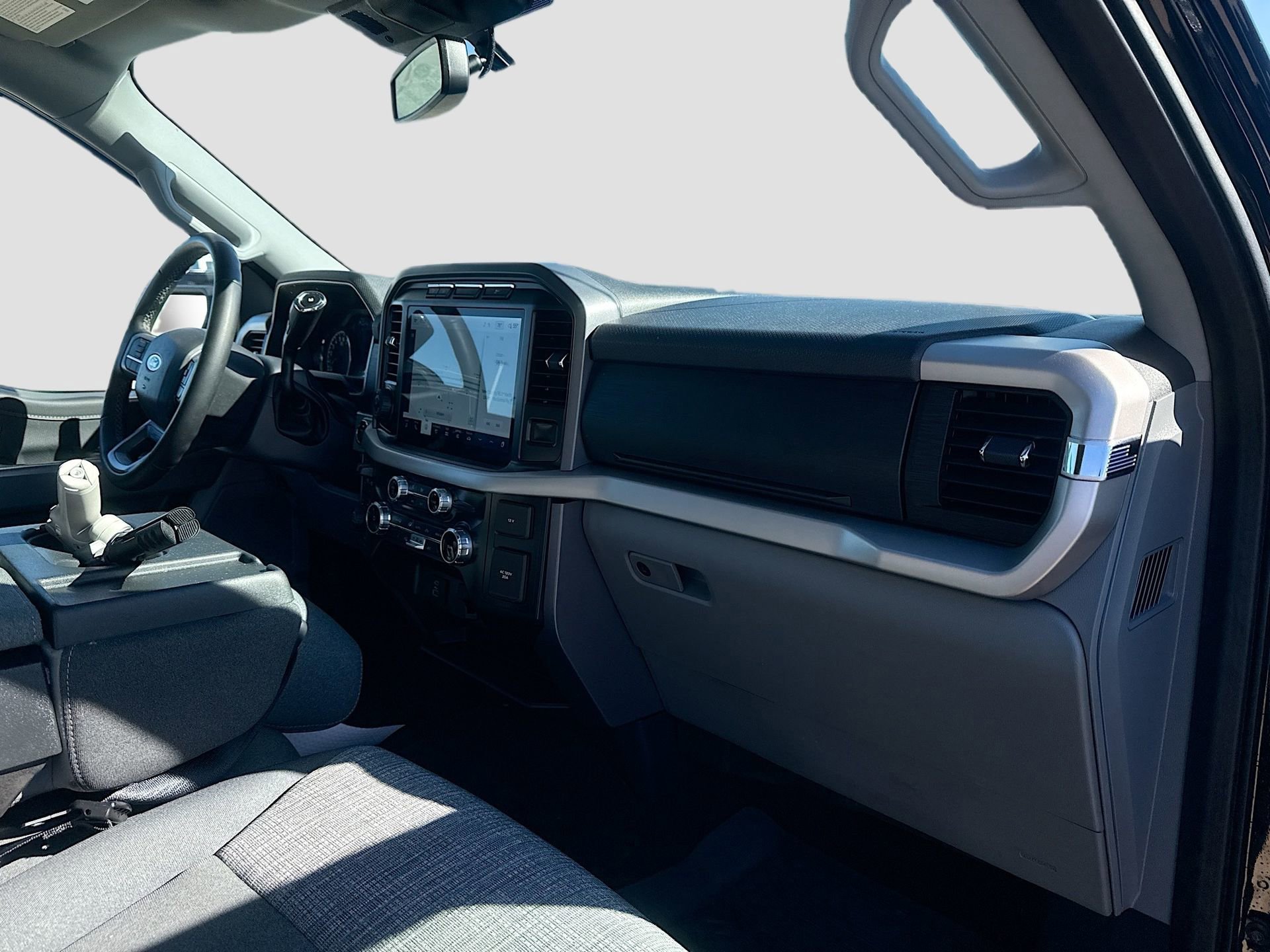 Certified 2023 Ford F150 XLT w/ Equipment Group 302A High image 33