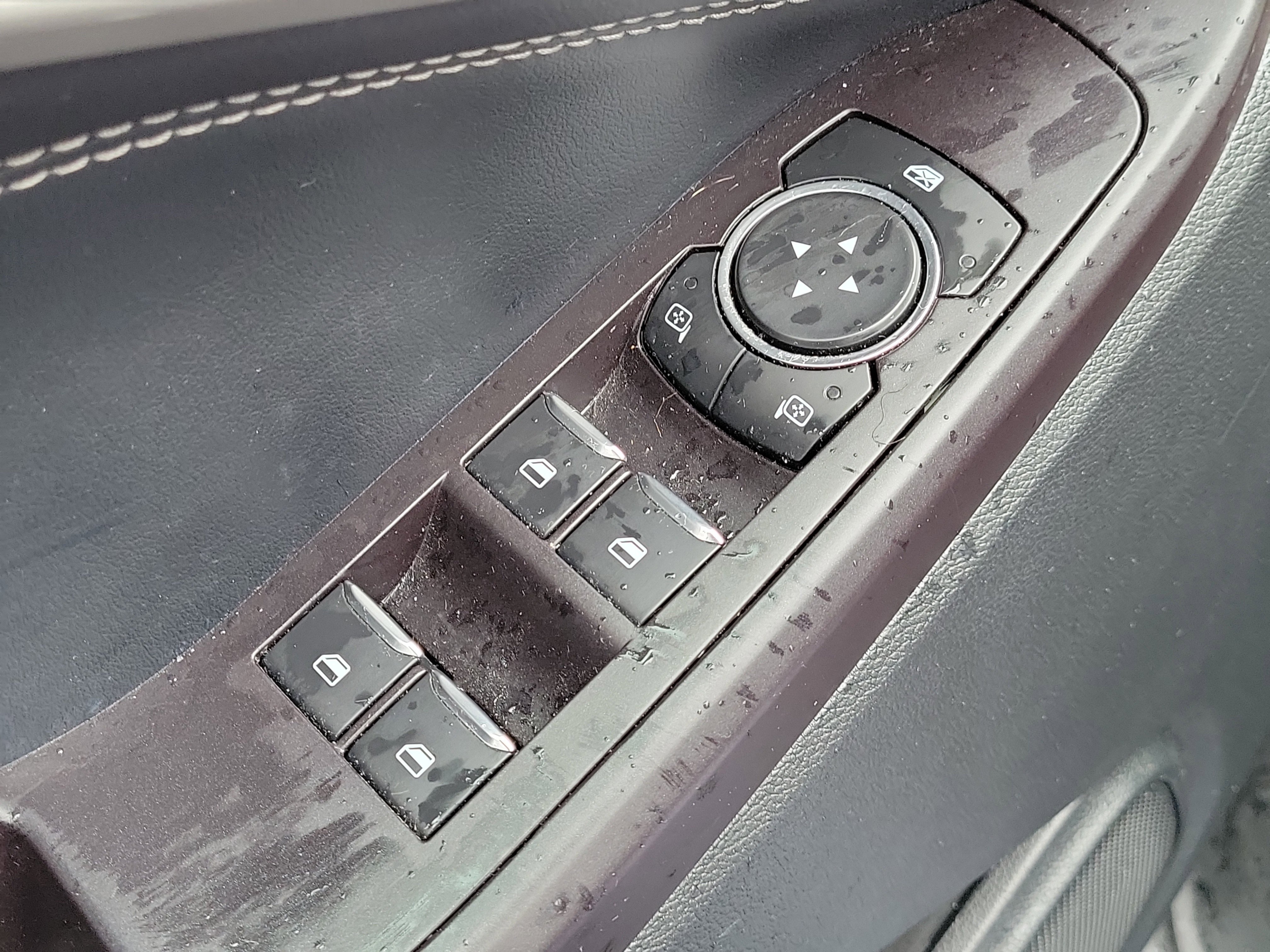 Certified 2020 Ford Explorer XLT w/ Equipment Group 202A image 19