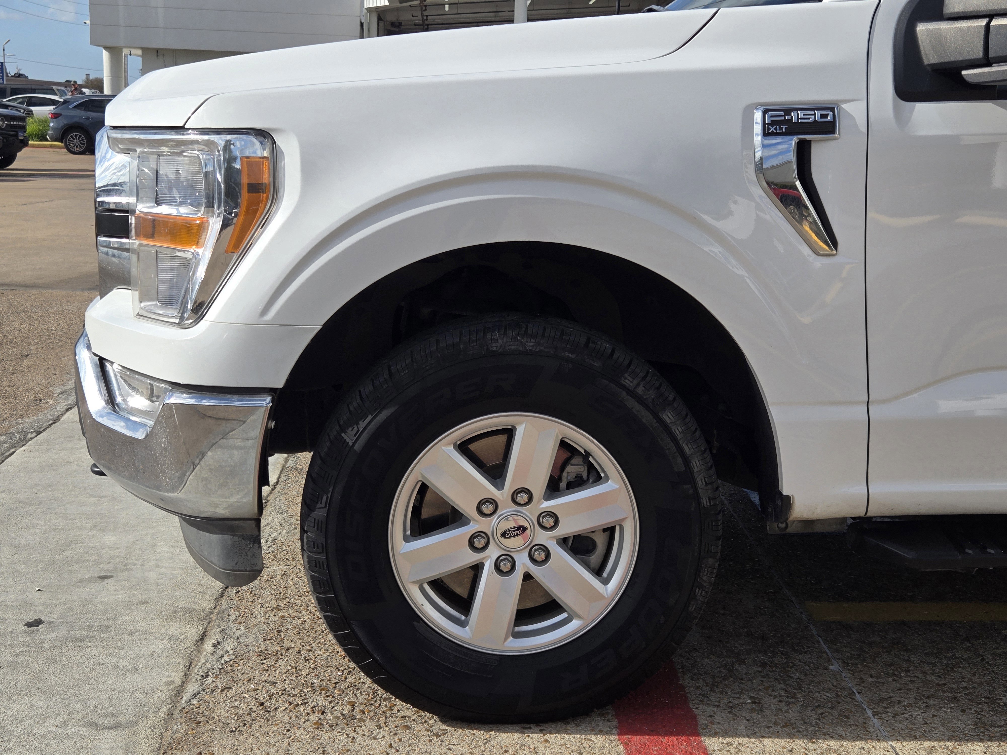 Certified 2022 Ford F150 XLT w/ Equipment Group 301A Mid image 5