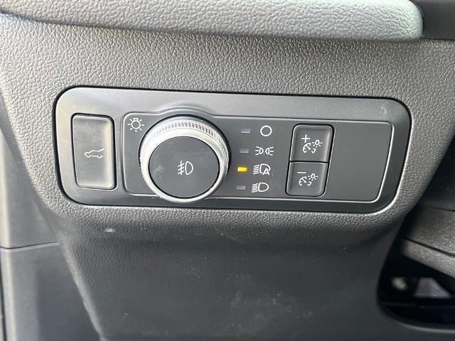 Certified 2022 Ford Escape SEL w/ Technology Package image 16