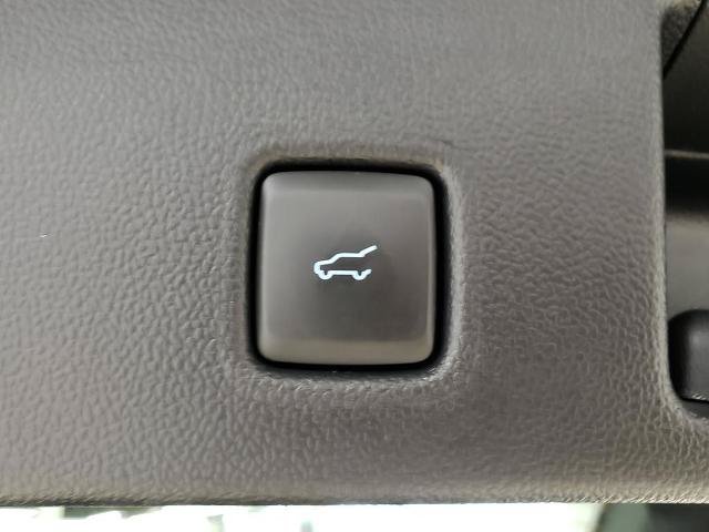 Certified 2025 Ford Escape ST-Line w/ Tech Pack #1 AWD/4WD image 10