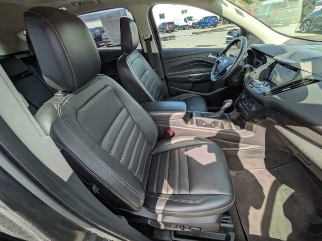 Certified 2019 Ford Escape Titanium AWD/4WD image 22