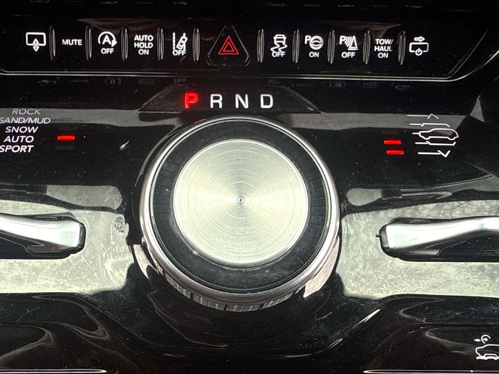 Used 2023 Jeep Grand Wagoneer Series III image 41