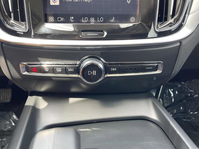 Used 2025 Volvo S60 B5 Core image 26