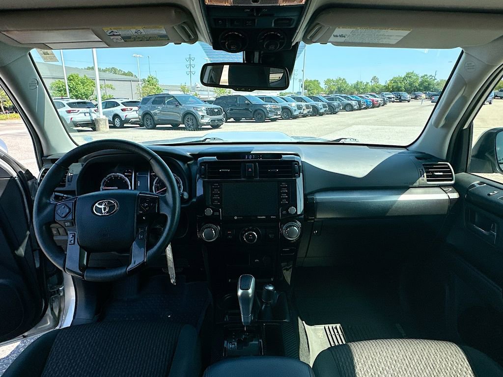 Used 2021 Toyota 4Runner TRD Off-Road AWD/4WD image 3