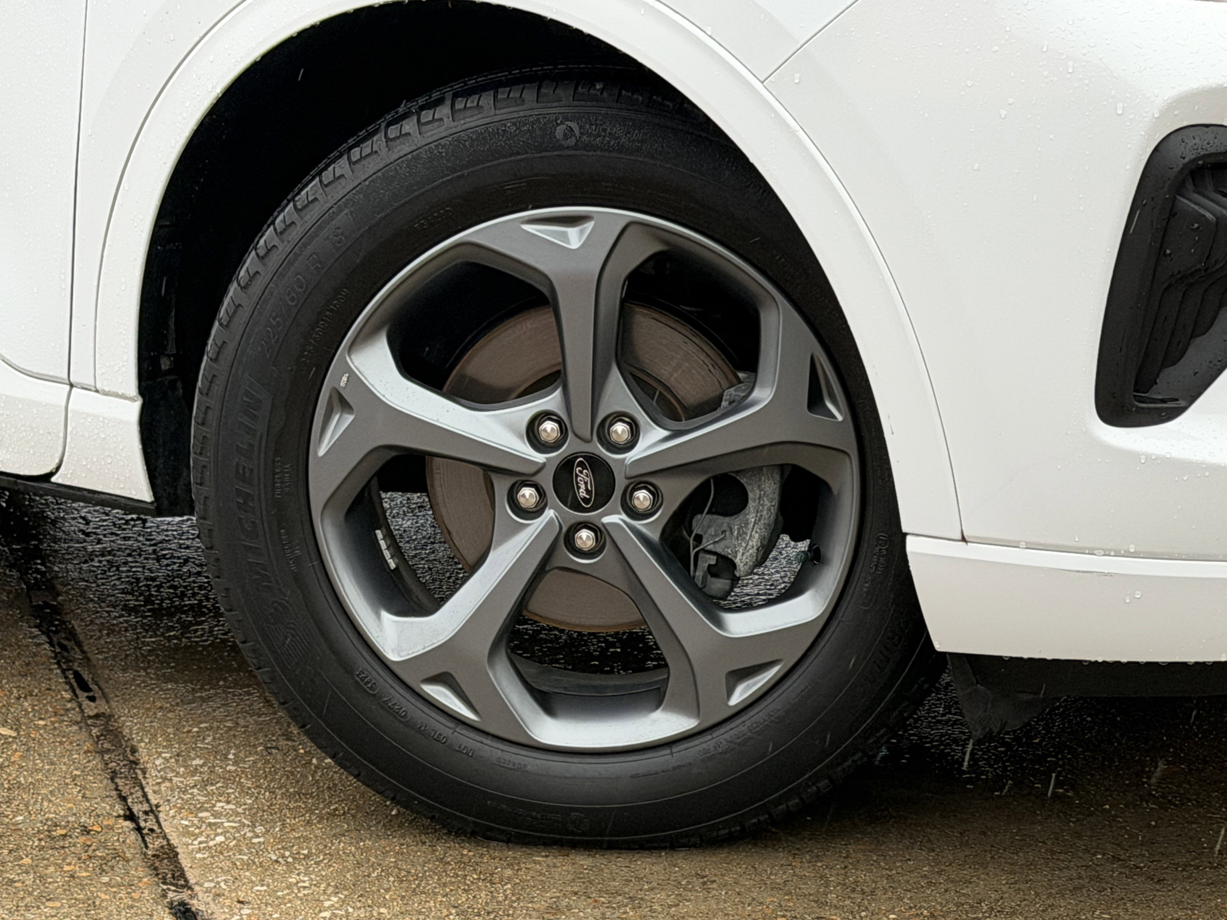 Certified 2023 Ford Escape ST-Line w/ Tech Pack #1 FWD image 3