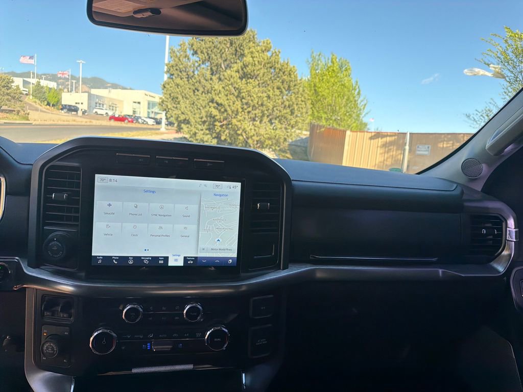 Certified 2022 Ford F150 Lariat w/ Equipment Group 502A High image 16