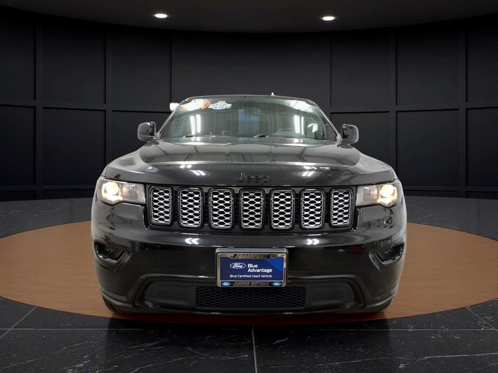 Used 2020 Jeep Grand Cherokee Altitude AWD/4WD image 2