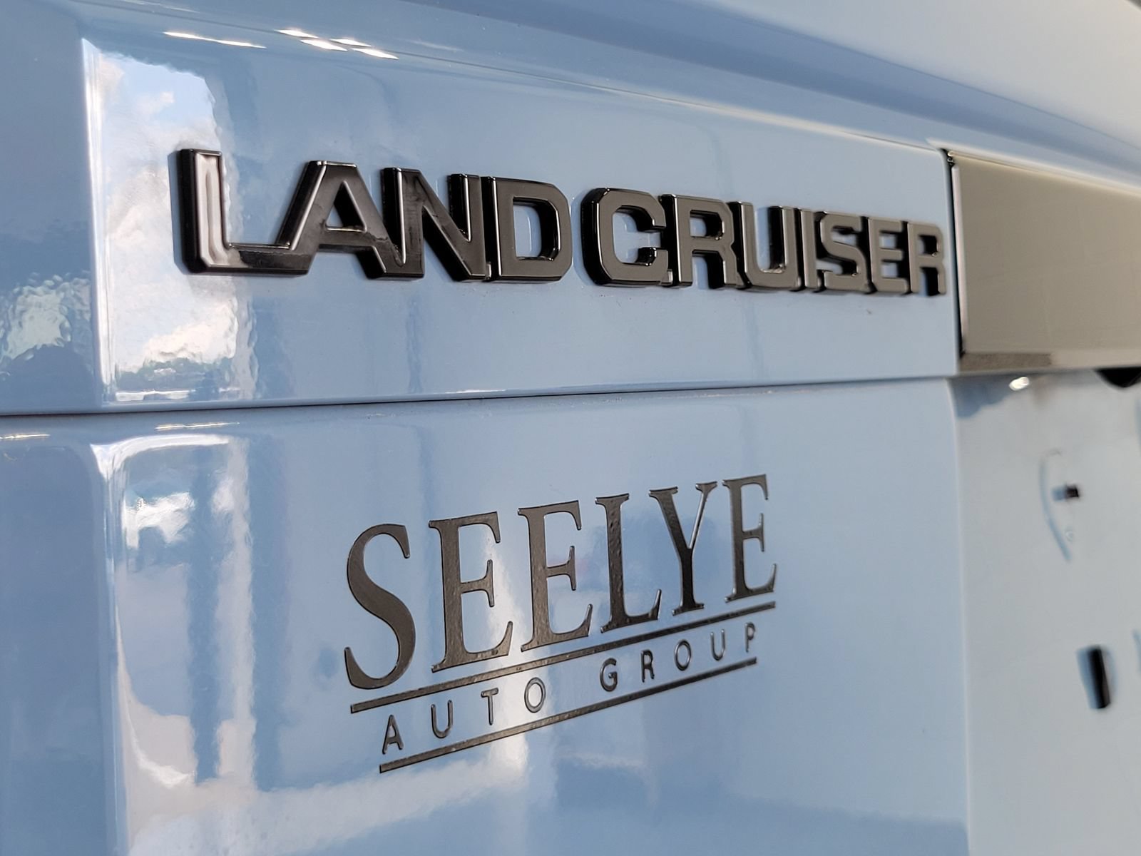 Used 2025 Toyota Land Cruiser w/ Premium Package AWD/4WD image 34