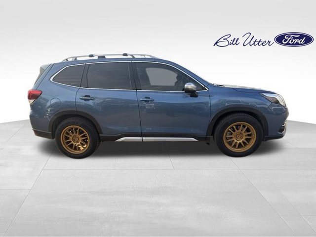 Used 2022 Subaru Forester Touring AWD/4WD image 3