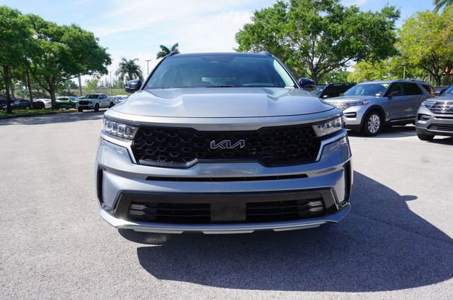 Used 2023 Kia Sorento EX w/ Panoramic Sunroof Package FWD image 6
