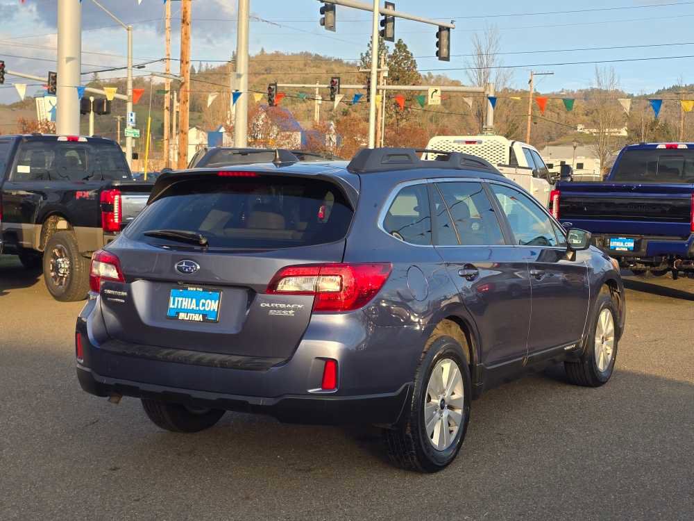 Used 2017 Subaru Outback 2.5i Premium image 5