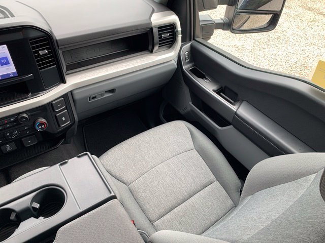 Certified 2025 Ford F350 XL w/ STX Appearance Package AWD/4WD image 22