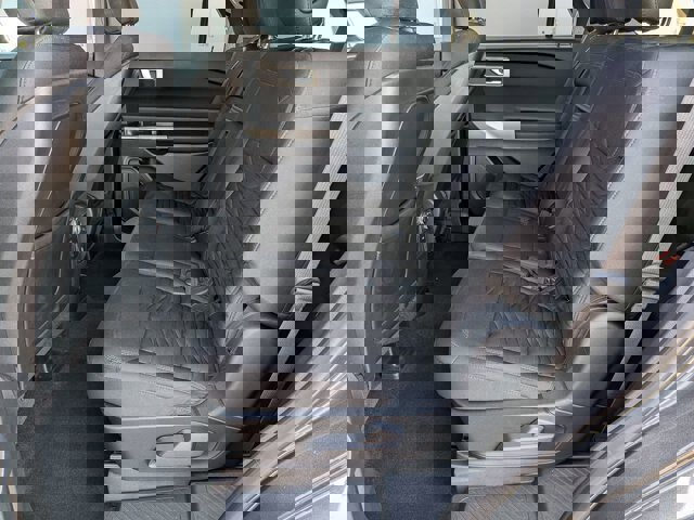 Certified 2020 Ford Explorer XLT w/ Comfort Package image 30