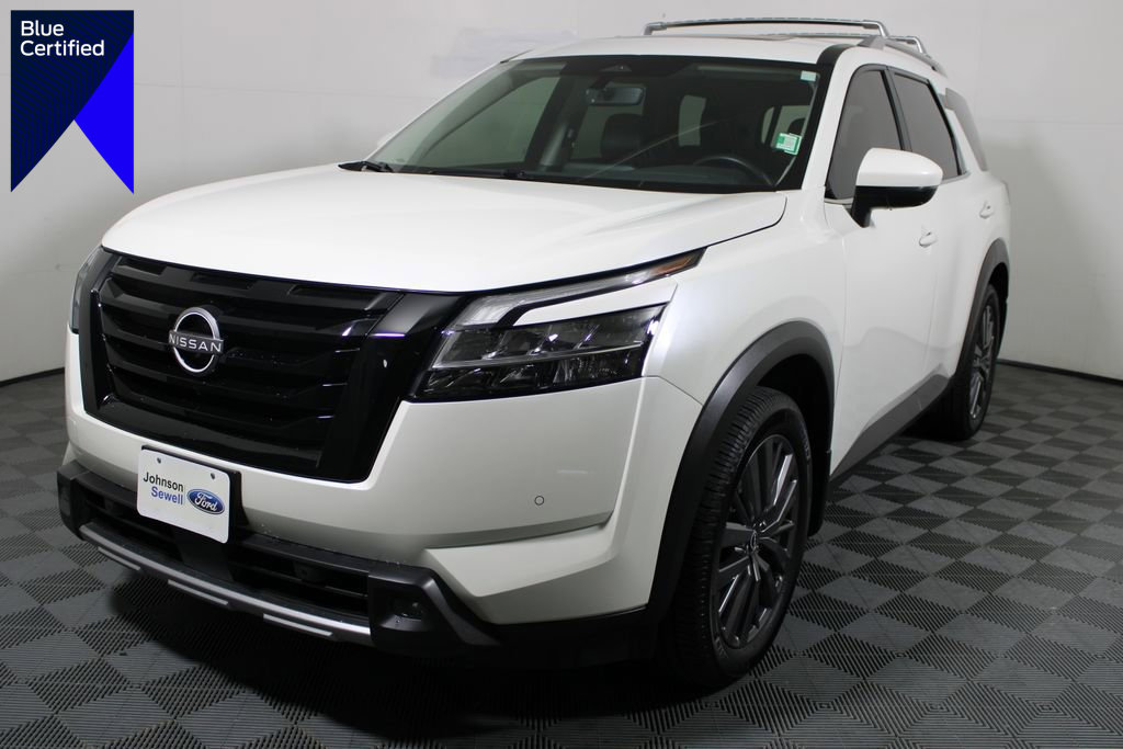 Used 2024 Nissan Pathfinder SL w/ SL Premium Package image 1