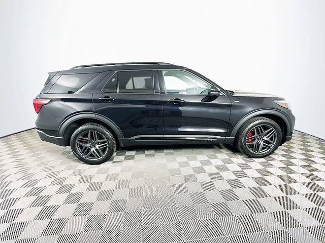 Certified 2025 Ford Explorer ST-Line w/ Premium Package AWD/4WD image 14