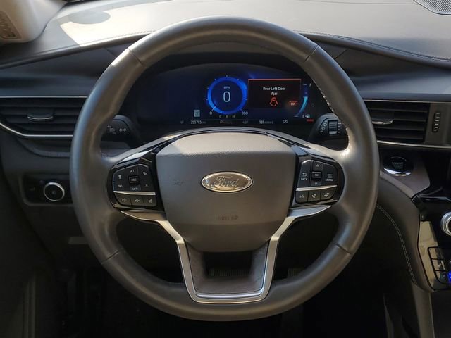 Certified 2023 Ford Explorer Platinum w/ Technology Package image 27
