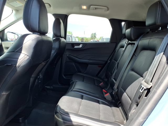 Certified 2023 Ford Escape Platinum AWD/4WD image 9