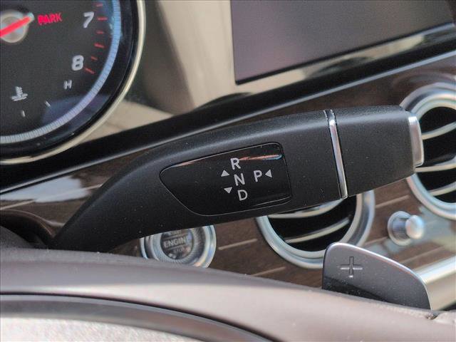 Used 2018 Mercedes-Benz E 300 4MATIC image 12