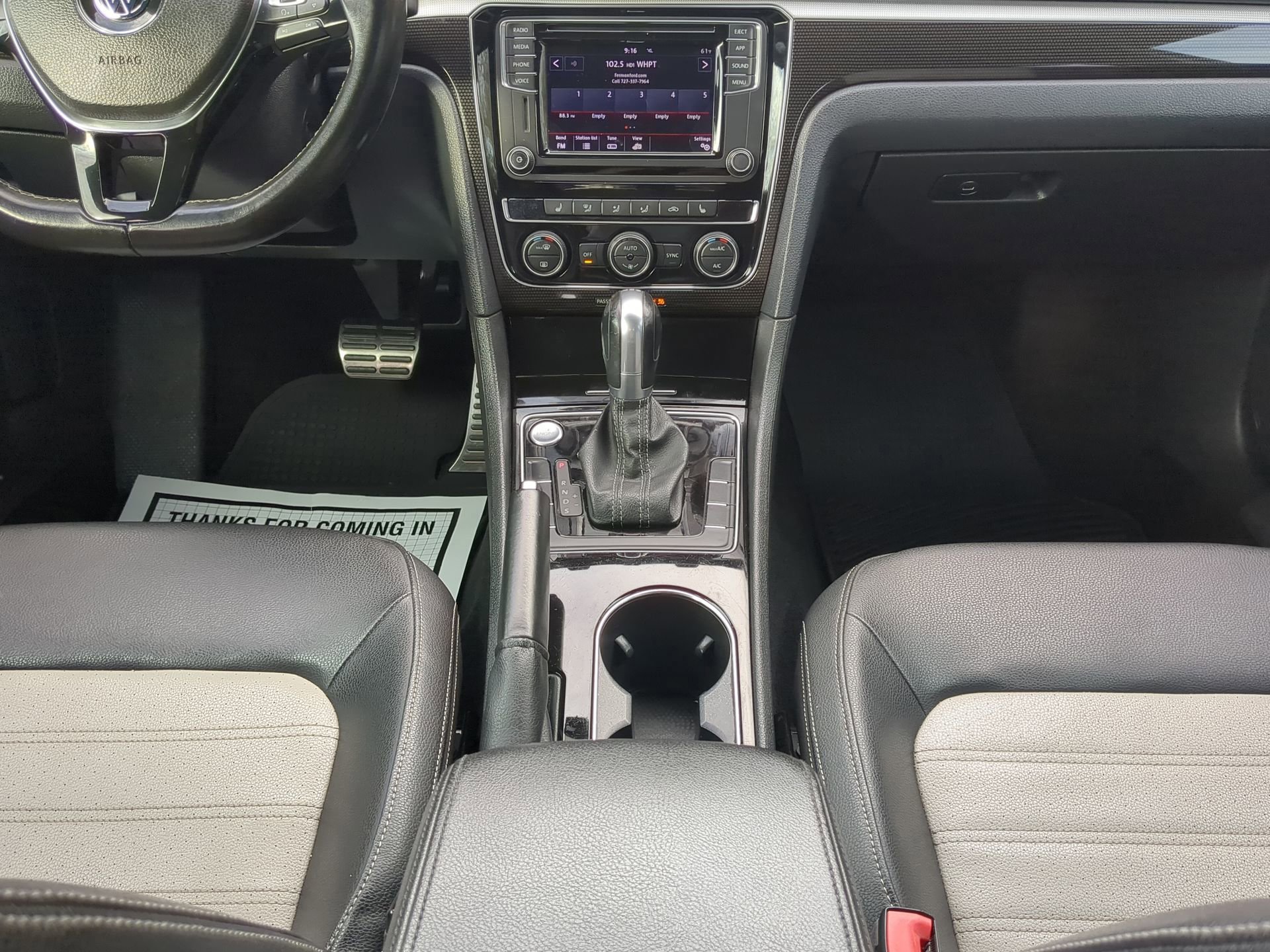 Used 2018 Volkswagen Passat GT image 43