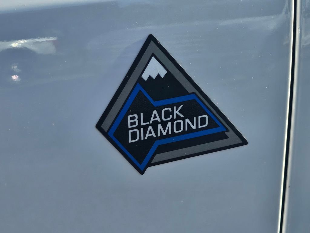 Certified 2024 Ford Bronco Black Diamond image 27
