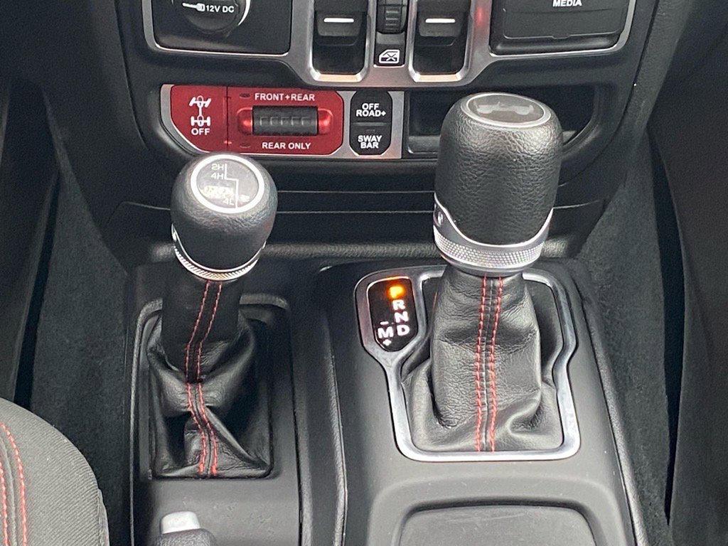 Used 2022 Jeep Wrangler Unlimited Rubicon w/ Safety Group image 12