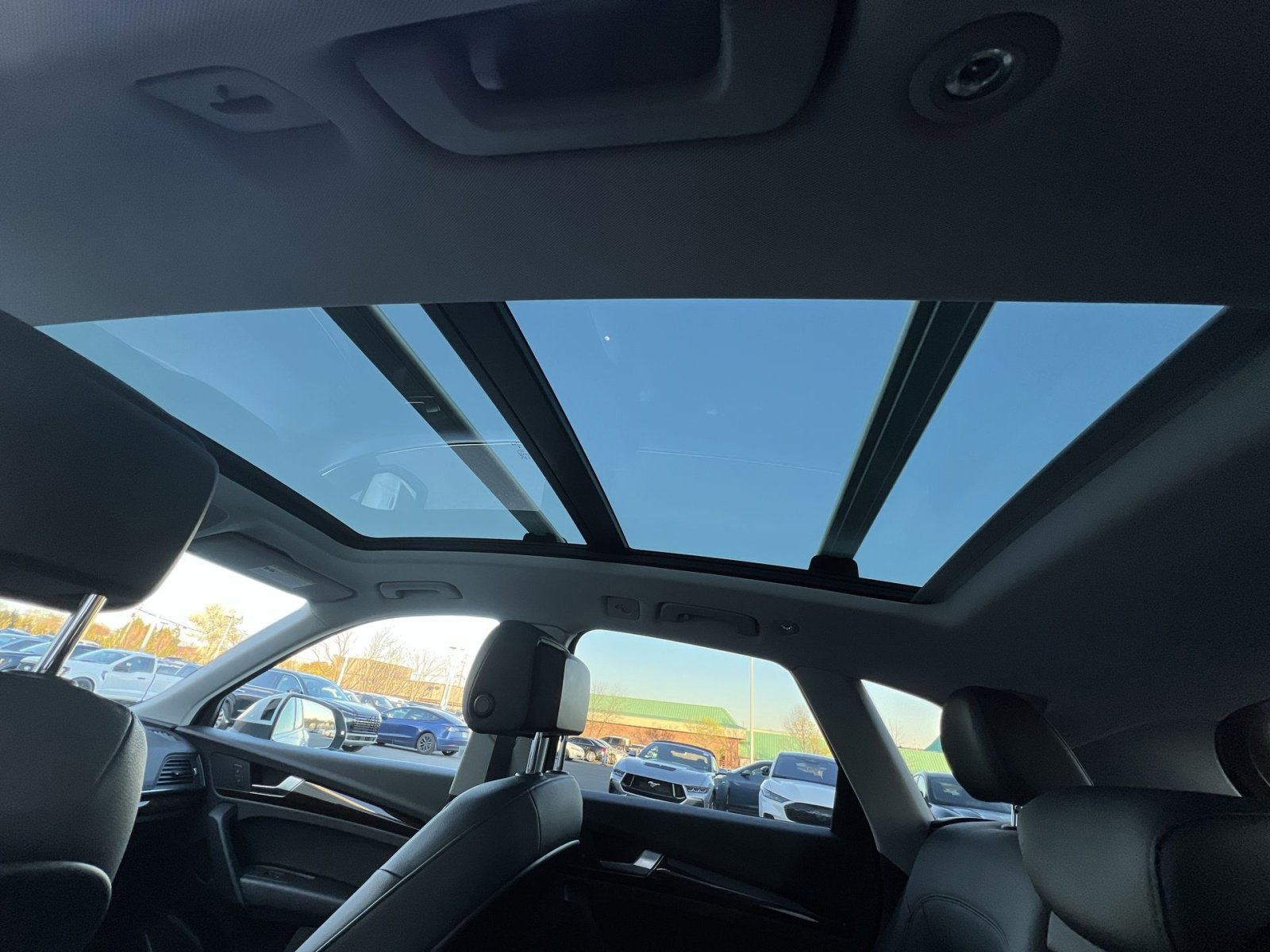 Used 2020 Audi Q5 2.0T Premium w/ Convenience Package image 24