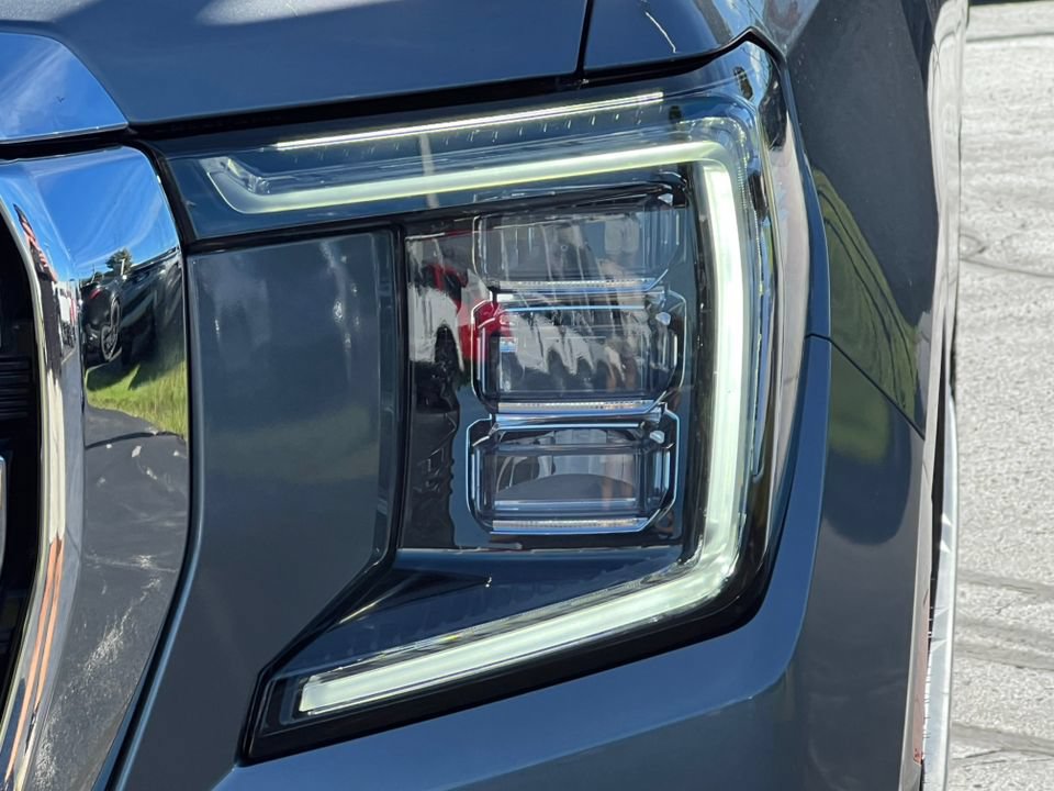 Used 2021 GMC Yukon XL SLT w/ SLT Premium Package AWD/4WD image 39