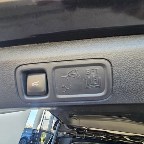 Certified 2024 Ford Expedition Max Limited image 17