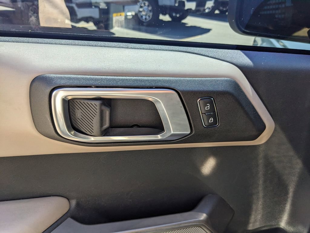 Certified 2021 Ford Bronco Wildtrak image 18