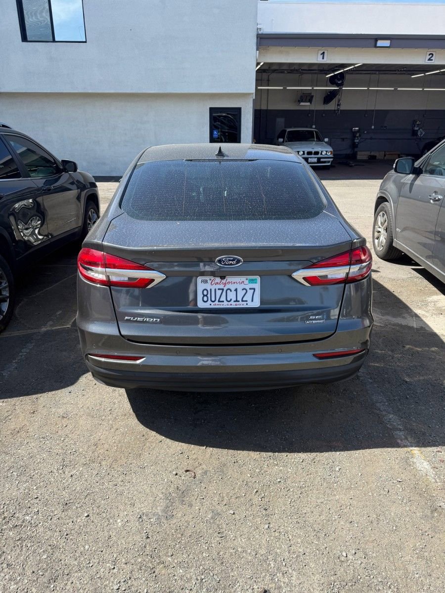 Certified 2020 Ford Fusion SE FWD image 5