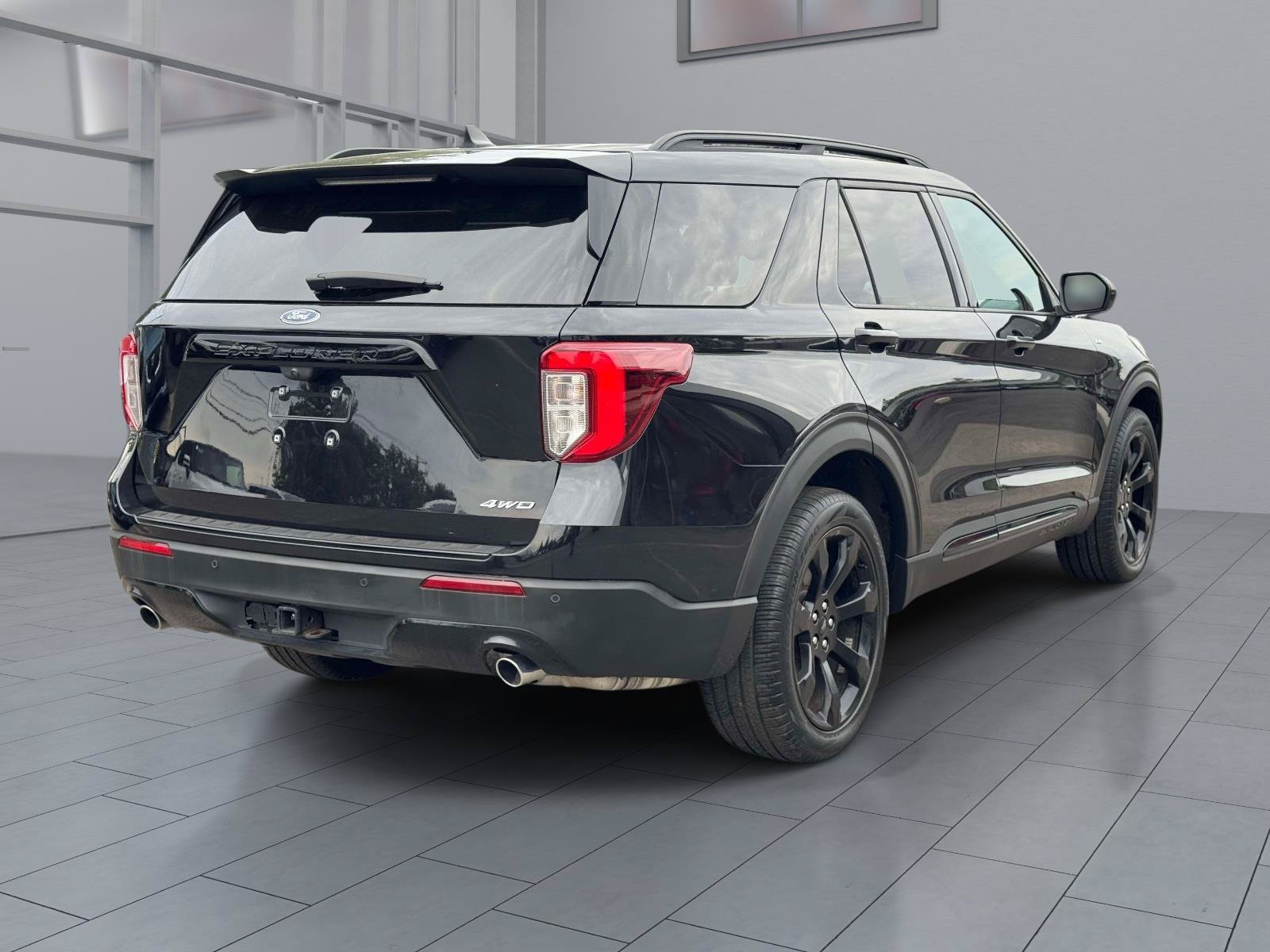 Certified 2023 Ford Explorer ST-Line w/ Class IV Trailer Tow Package AWD/4WD image 6