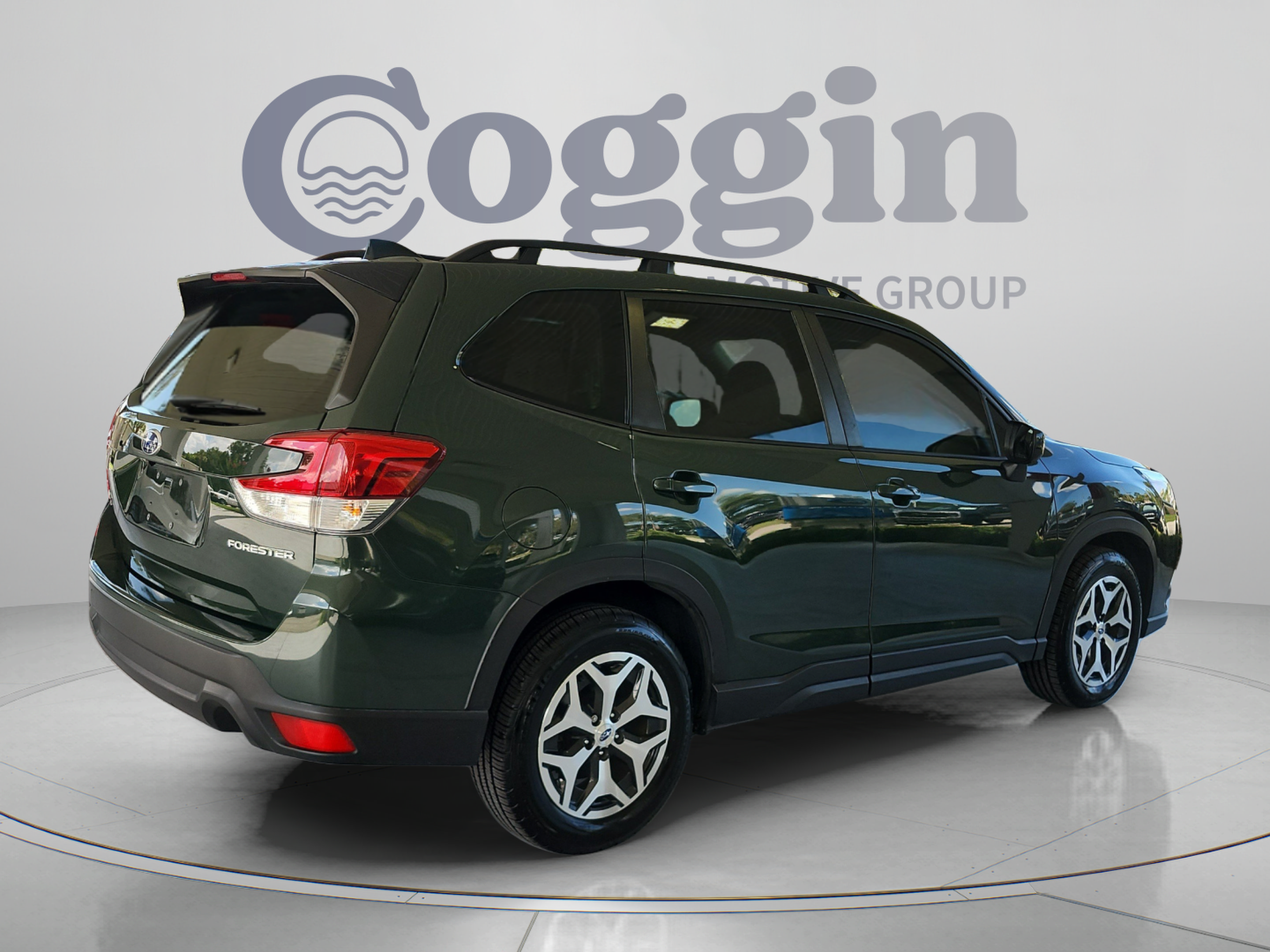 Used 2024 Subaru Forester Premium AWD/4WD image 5