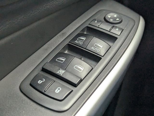 Used 2018 Jeep Cherokee Latitude Plus image 22